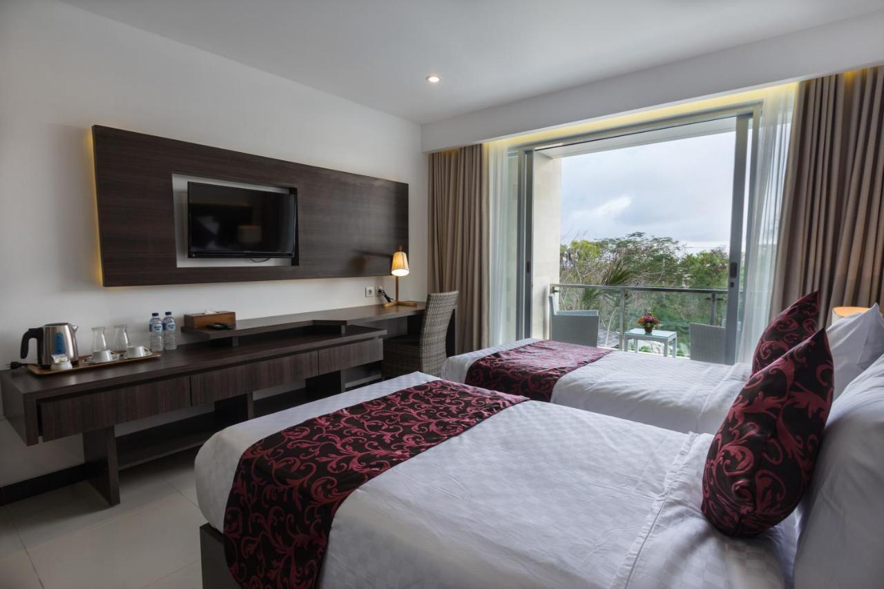 Adhiloka Hotell Uluwatu Exteriör bild